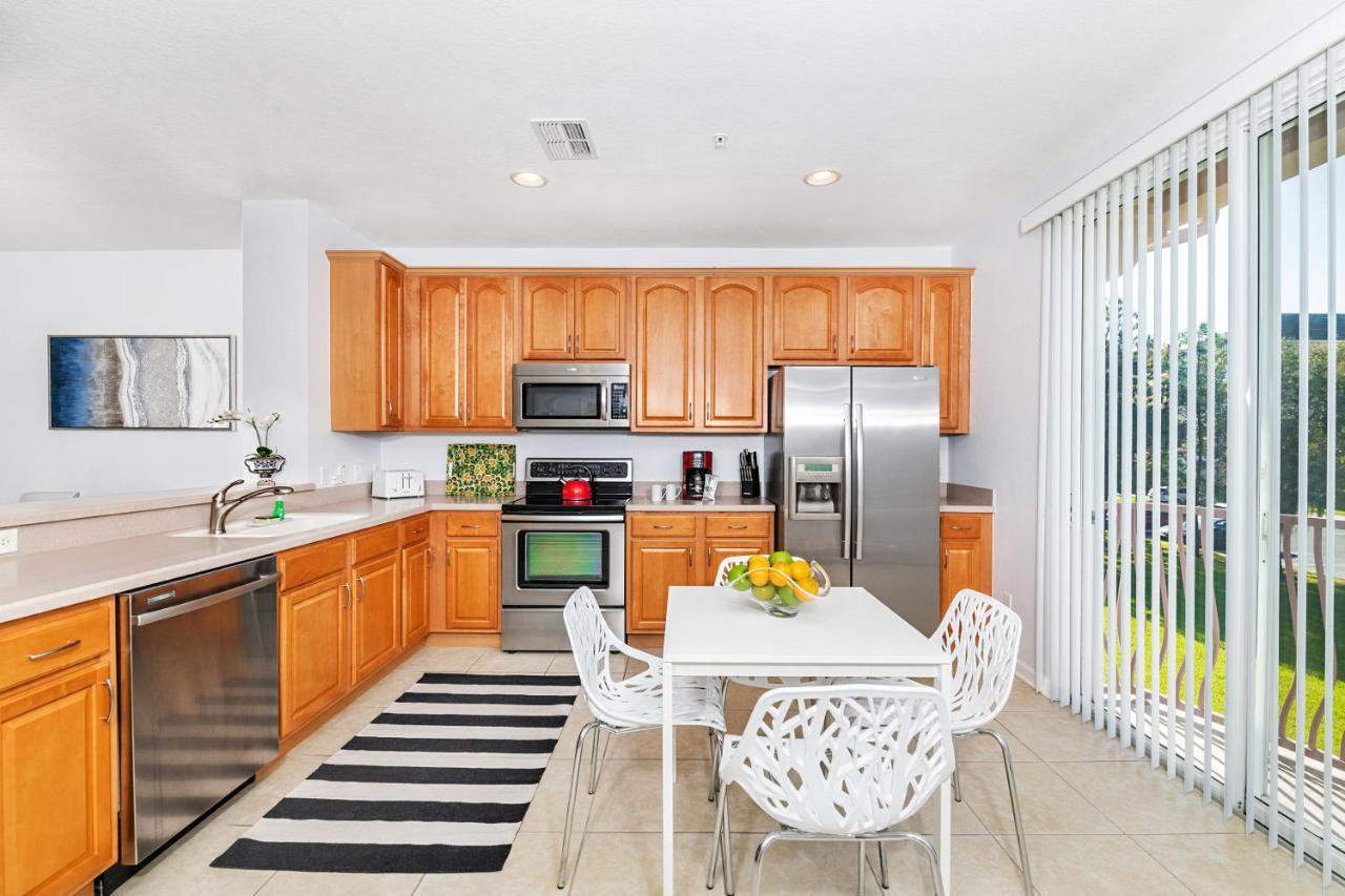 Updated Vista Cay Townhome, 10 Min From Universal Орландо Экстерьер фото
